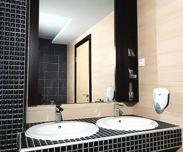 Biser Szálloda Derventa